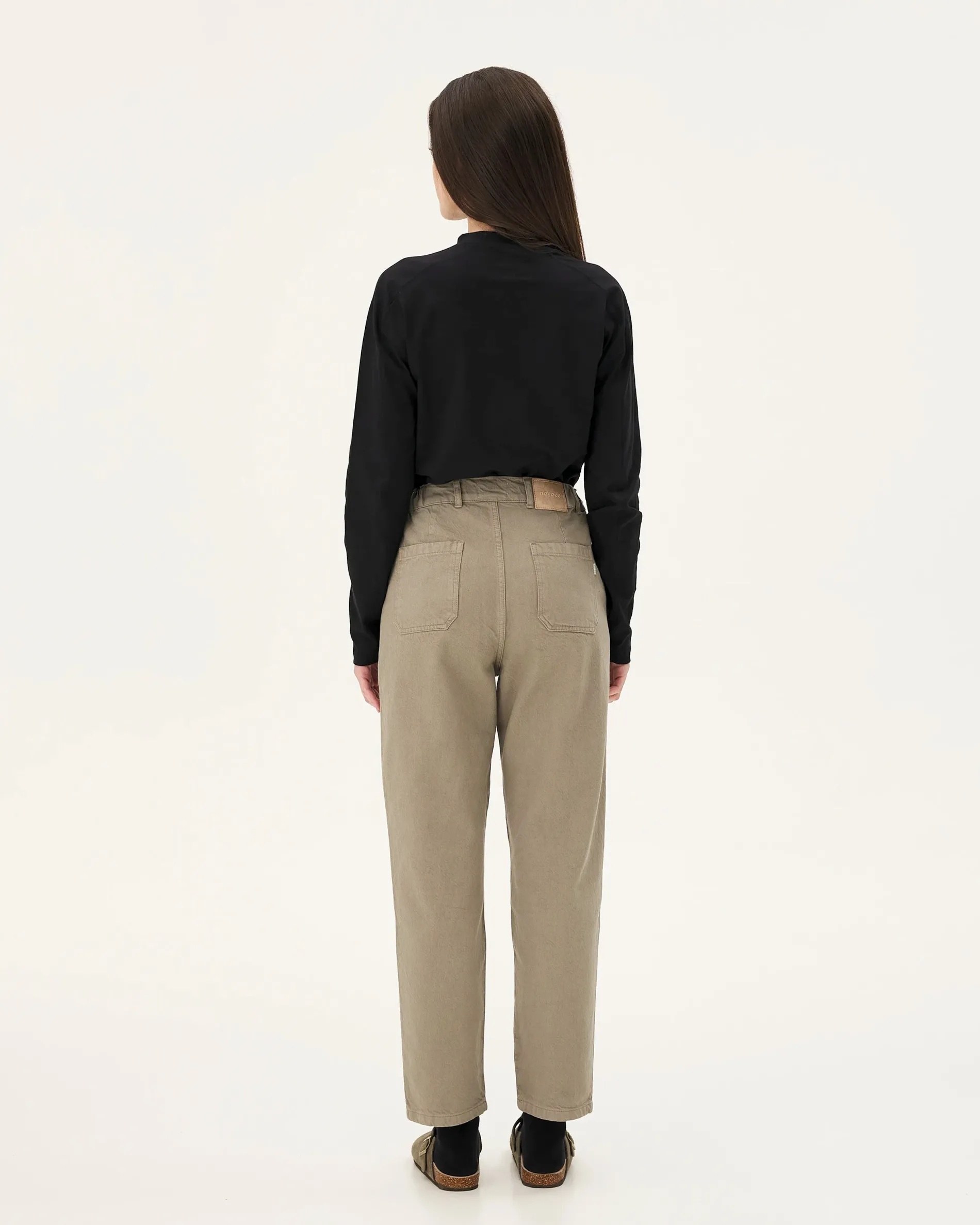 calder_concrete_7.webp Femme NOYOCO Pantalons | Pantalons^Calder
