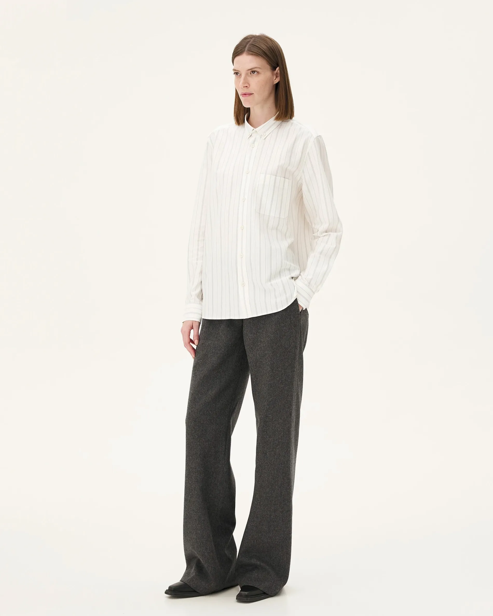 curtis_white_stripes_5.webp Femme NOYOCO Chemises & Surchemises | Chemises^Curtis White stripes