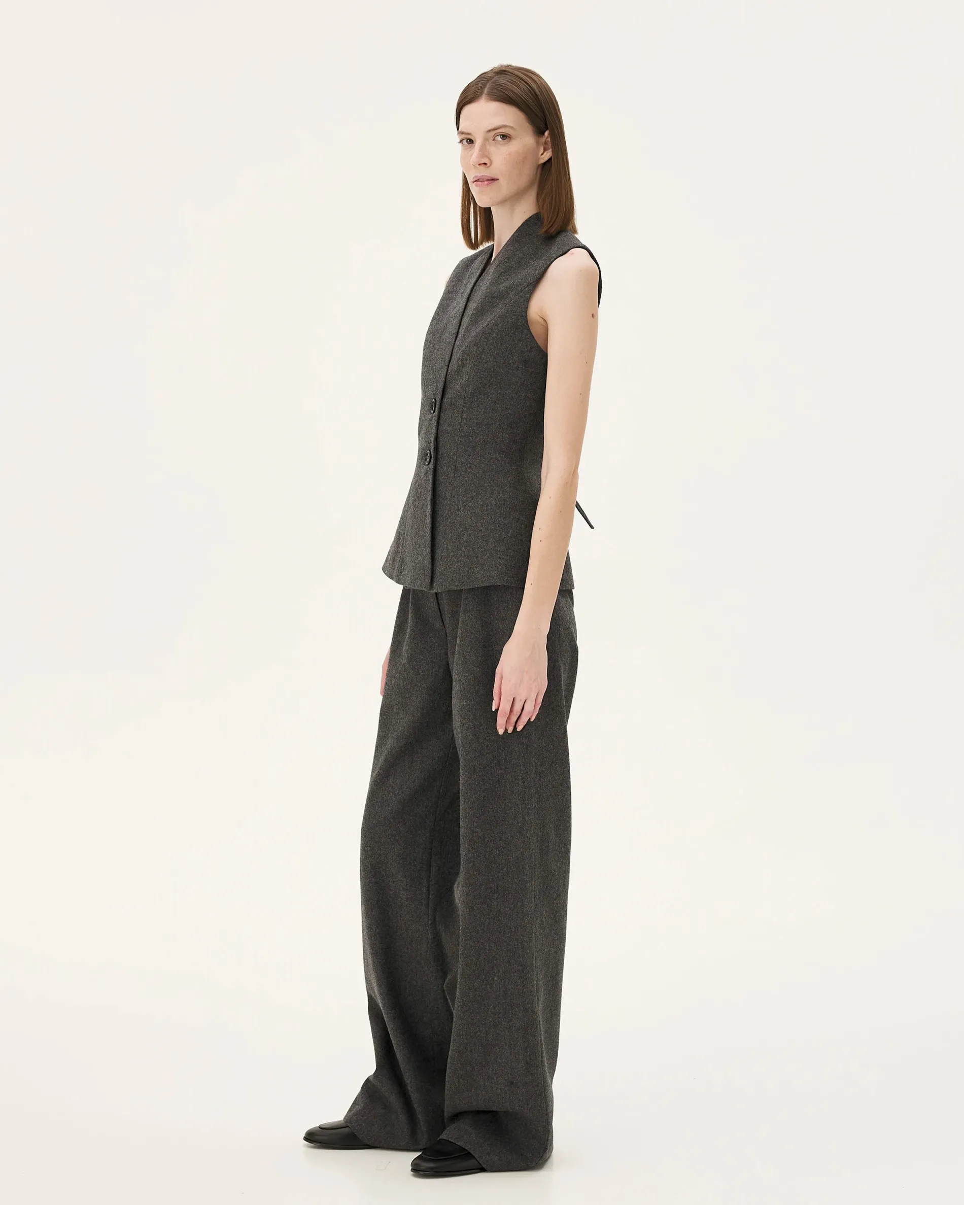 hegra_slate_3.webp Femme NOYOCO Tailleurs | Tops & T-Shirts^Hegra